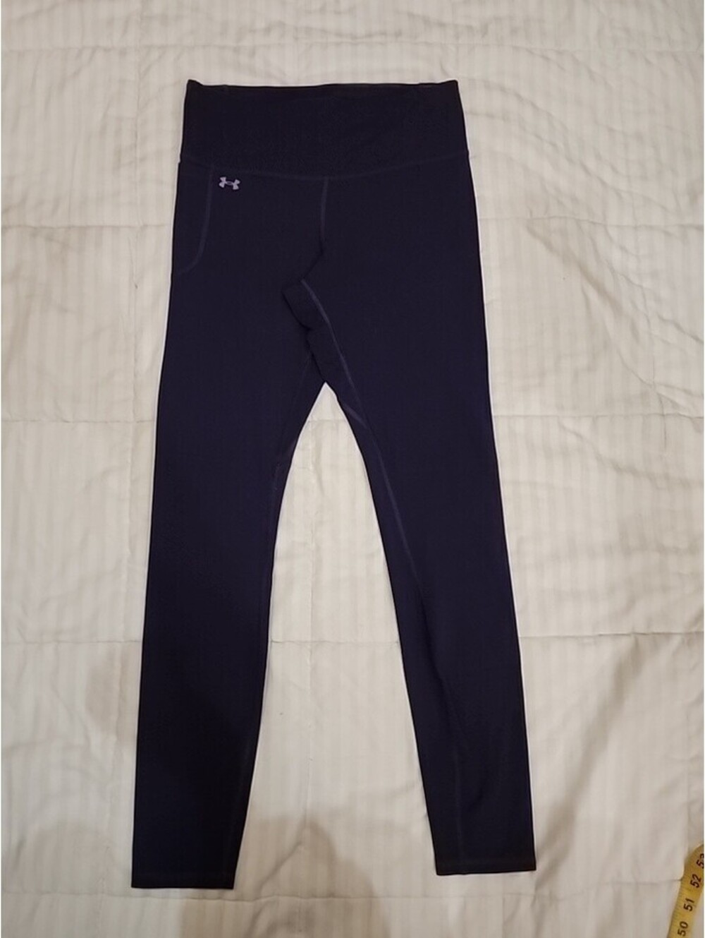 Under Armour purple Fitted Coupe C Ankle Performance Leggings Size LG/G Honduras